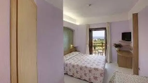 Hotel Cala Reale | Sardinya - Sassari - Stintino