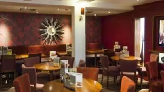 Premier Inn London Gatwick Airport (A23 Airport Way) | Batı Sussex (kontluk) - Gatwick