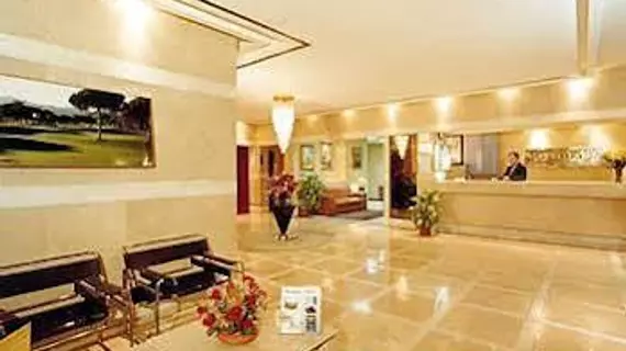 OH Marbella Inn | Andalucia - Malaga İli - Marbella - Marbella Seafront Promenade - Marbella Kent Merkezi