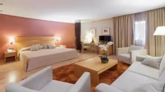 Hotel Reston Valdemoro | Madrid Özerk Topluluğu - Madrid (ve civarı) - Valdemoro