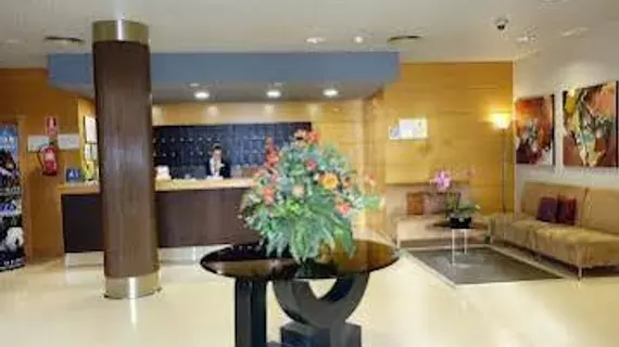 Hotel Reston Valdemoro | Madrid Özerk Topluluğu - Madrid (ve civarı) - Valdemoro