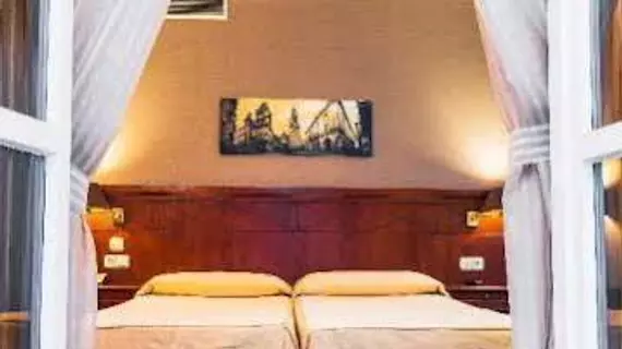 Hotel Herradura | Galicia - La Coruna (vilayet) - Santiago de Compostela - Santiago de Compostela Kent Merkezi