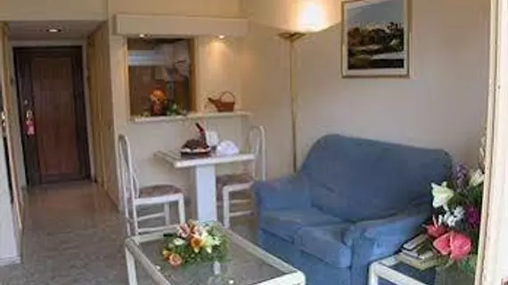 OH Marbella Inn | Andalucia - Malaga İli - Marbella - Marbella Seafront Promenade - Marbella Kent Merkezi