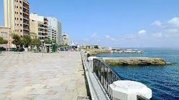 Roma Hotel | Malta - Sliema