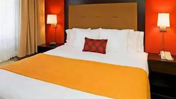 Holiday Inn Express Hotel & Suites Kendall East-Miami | Florida - Miami (ve civarı) - Miami