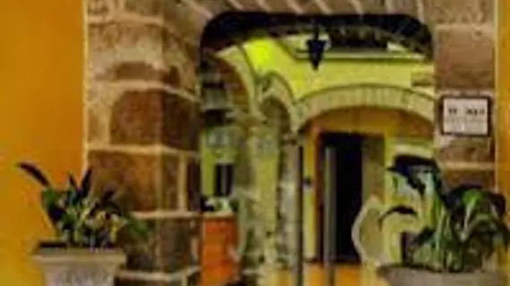 Hotel Colonial | Michoacan - Morelia (ve civarı) - Morelia - Tarihi Kent Merkezi