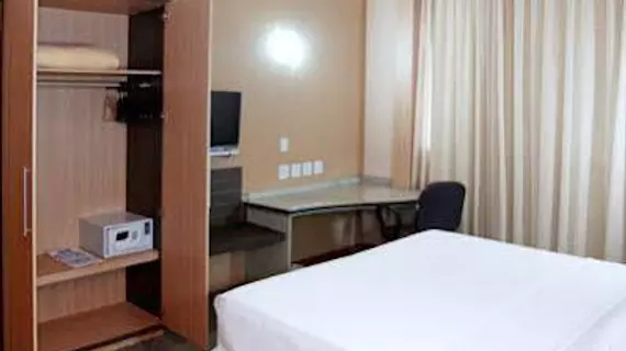 Hotel Executive Arapongas | South Region - Parana (eyaleti) - Londrina (ve civarı) - Arapongas