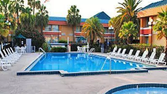 Baymont Inn and Suites Florida Mall | Florida - Orlando (ve civarı) - International Drive