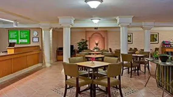 La Quinta Inn Orlando Airport West | Florida - Orlando (ve civarı) - Orlando