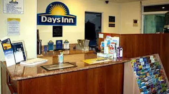 DAYS INN OCEANSIDE | Kaliforniya - San Diego County - San Diego Sahili