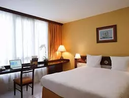 Mercure Comercial | Peravia (il) - Santo Domingo (ve civarı) - Santo Domingo - Malecon - Koloni Bölgesi