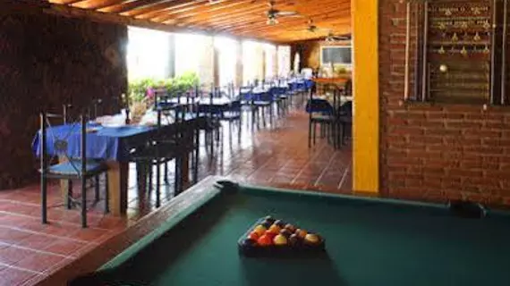 Parador de Manolos Hotel | Morelos - Temixco