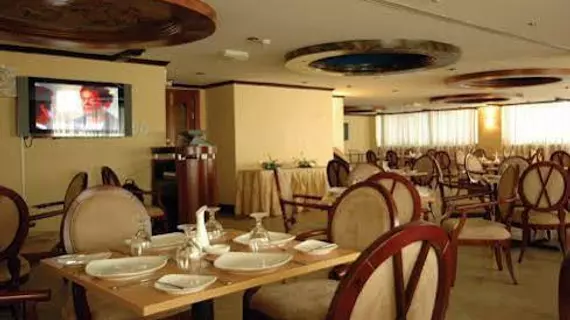 Tulip Inn Sharjah | Şarika - Sharjah