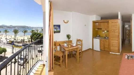 Central Park Apartamentos | Balearic Adaları - İbiza Adası - Sant Antoni de Portmany