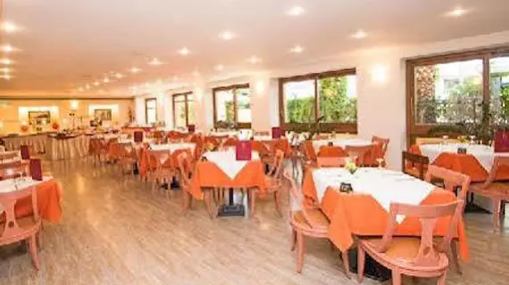 Hotel Brascos | Girit Adası - Rethimnon (bölge) - Rethimnon