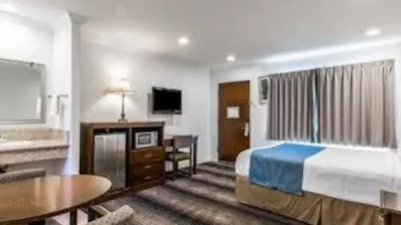 Rodeway Inn & Suites Pacific Coast Highway | Kaliforniya - Los Angeles County - Harbor City