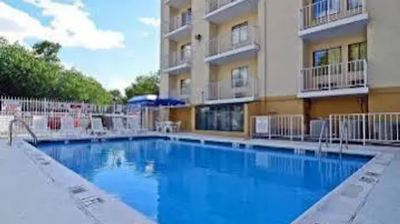 Motel 6 Washington DC | District of Columbia - Washington (ve civarı) - Washington - Northwest