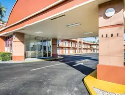 OYO Hotel Mustang Silverspring FL | Florida - Ocala (ve çevresi) - Silver Springs