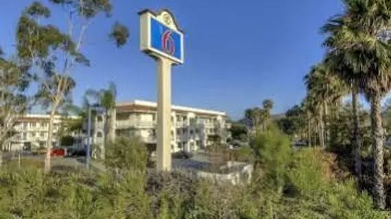 Motel 6 Oceanside | Kaliforniya - San Diego County - Oceanside