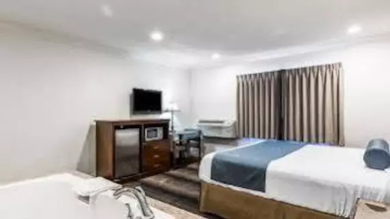 Rodeway Inn & Suites Pacific Coast Highway | Kaliforniya - Los Angeles County - Harbor City