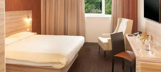 Star Inn Hotel Stuttgart Airport-Messe | Baden-Wuerttemberg - Rems-Murr-Kreis - Stuttgart (ve civarı) - Stuttgart