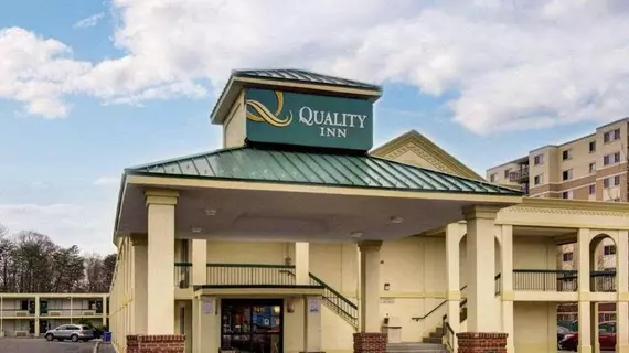 Quality Inn Takoma Park | Maryland - College Park (ve civarı) - Takoma Park