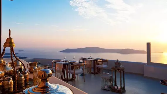 Gold Suites | Ege Adaları - Santorini