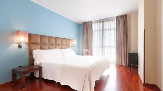 Tryp Valladolid Sofia Parquesol Hotel | Kastilya ve Leon - Valladolid (vilayet) - Valladolid - Valladolid Kent Merkezi