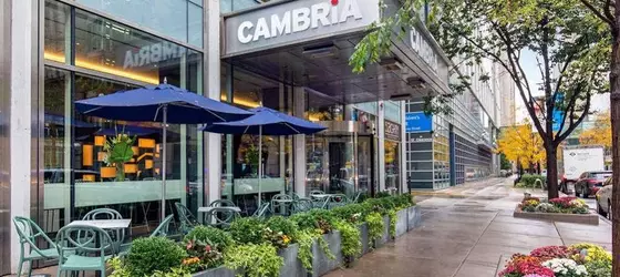 Cambria Hotel & Suites Chicago Magnificent Mile | İllinois - Chicago (ve civarı) - Chicago - Streeterville