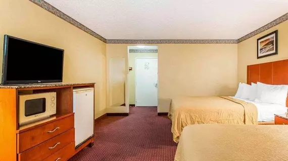 Quality Inn Burbank Airport | Kaliforniya - Los Angeles County - Burbank