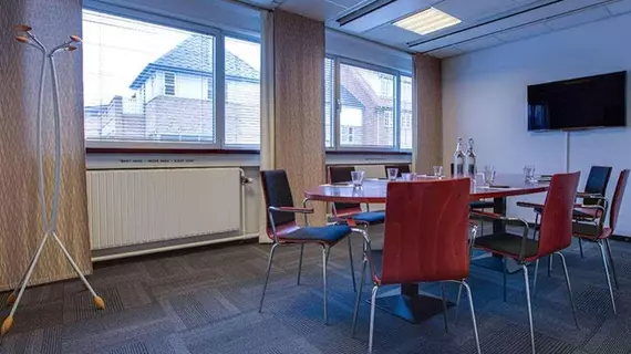 Quality Airport Hotel Dan | Hovedstaden - Kopenhag (ve civarı) - Taarnby Municipality - Kastrup