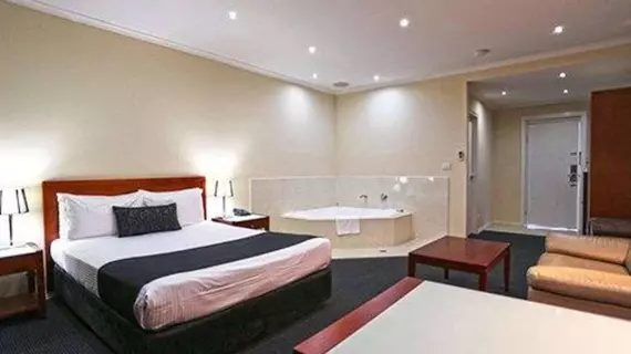 Quality Hotel Melbourne Airport | Victoria - Melbourne (ve civarı) - Westmeadows