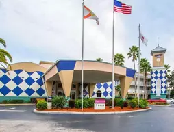 Clarion Suites Maingate | Florida