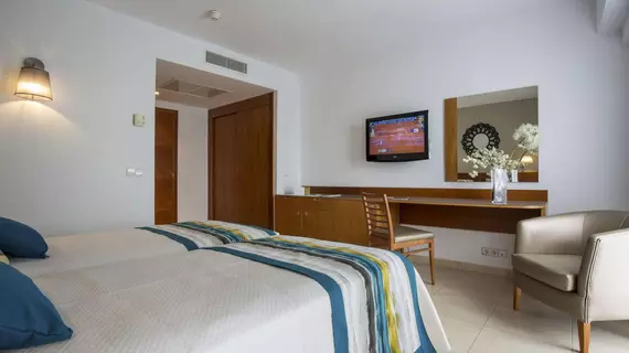 Palladium Hotel Palmyra | Balearic Adaları - İbiza Adası - Sant Antoni de Portmany