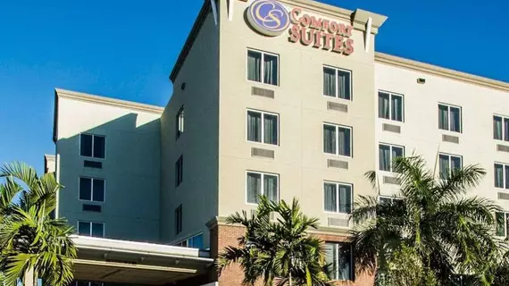 Comfort Suites Miami North Airport FLB13 | Florida - Miami (ve civarı) - Miami Springs