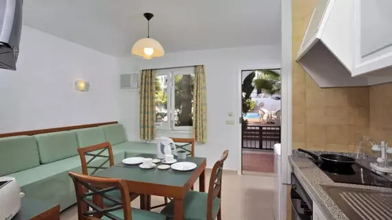 Sol Cala D'or Apartments | Balearic Adaları - Mayorka Adası - Campos - Migjorn