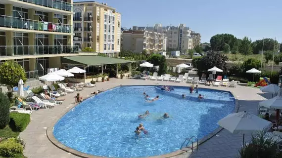 Julia Family Apartments | Burgaz - Sunny Beach