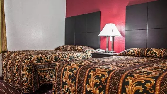 Econo Lodge Saint Louis | Missouri - St. Louis (ve civarı) - St. Louis - Woodson Terrace