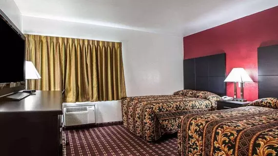 Econo Lodge Saint Louis | Missouri - St. Louis (ve civarı) - St. Louis - Woodson Terrace