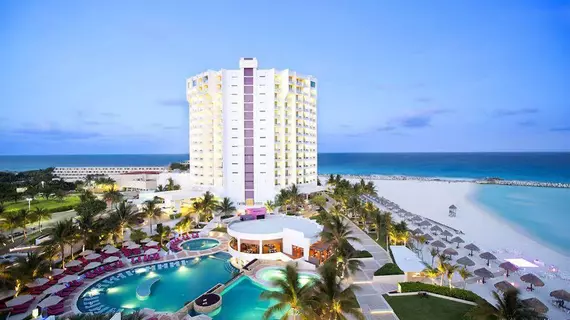 Reflect Krystal Grand Cancun - All Inclusive | Quintana Roo - Benito Juárez - Cancun (ve civarı) - Oteller Bölgesi - Avenida Kukulkan