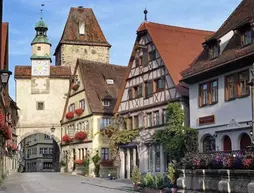 Romantik Hotel Markusturm ob der Tauber | Bavyera - Rothenburg ob der Tauber - Rothenburg Eski Kent Bölgesi