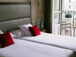 Hotel Compostela | Galicia - La Coruna (vilayet) - Santiago de Compostela - Santiago de Compostela Kent Merkezi