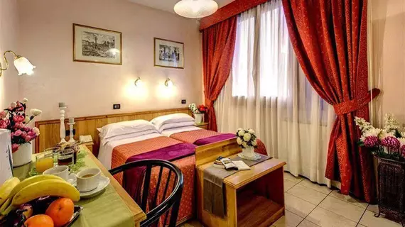 Hotel Espana | Lazio - Roma (ve civarı) - Roma Kent Merkezi - Esquilino