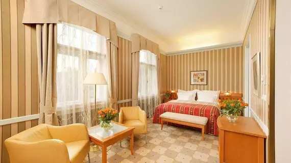 Hotel Paris | Prag - Městská čast Praha 1 (en büyük Prag ilçesi) - Stare Mesto