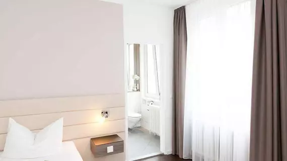 Manhattan Hotel | Hessen - Frankfurt (ve civarı) - Frankfurt - Bahnhofsviertel