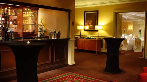 Aberdeen Marriott Hotel | İskoçya - Aberdeenshire (kontluk) - Aberdeen (ve civarı) - Aberdeen - Dyce