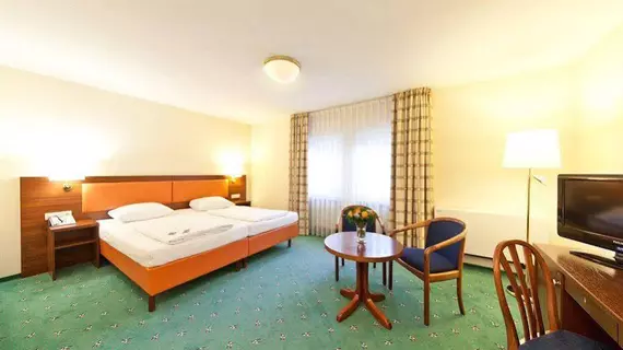 Novum Hotel Boulevard Stuttgart City | Baden-Wuerttemberg - Rems-Murr-Kreis - Stuttgart (ve civarı) - Stuttgart - Rathaus