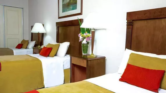 Hotel Reconquista Garden Hotel & Spa | Buenos Aires (ili) - Buenos Aires (ve civarı) - Buenos Aires - Capital Federal District