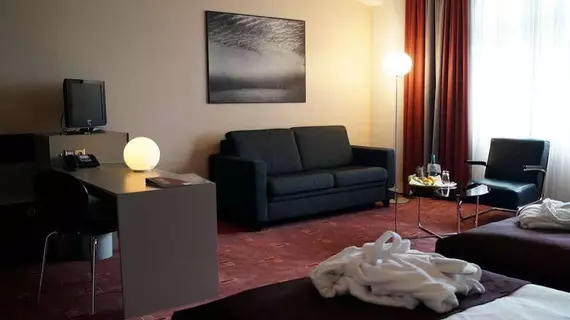 AZIMUT Hotel Cologne | Kuzey Ren-Westfalia - Köln (ve civarı) - Köln - Ren'in Sol Yakası