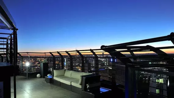 Protea Hotel Parktonian All Suite | Gauteng - City of Tshwane - Johannesburg (ve civarı) - Johanesburg - Braamfontein